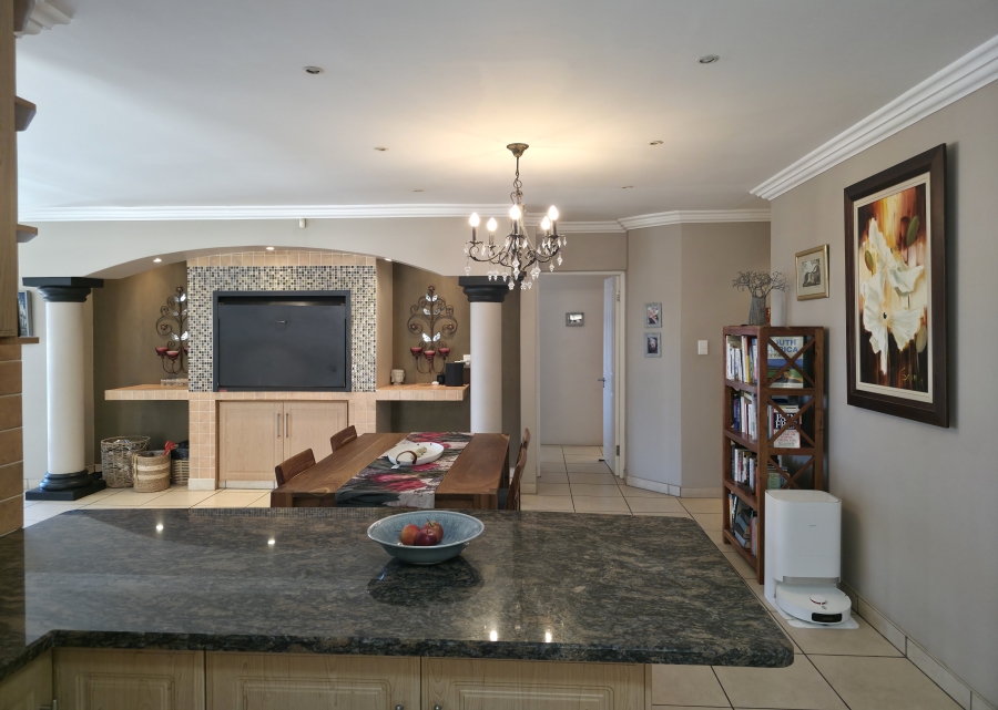 3 Bedroom Property for Sale in Wavecrest Eastern Cape